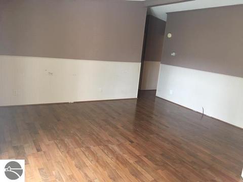 950 E Pickard Rd, Mount Pleasant, MI 48858 photo 3