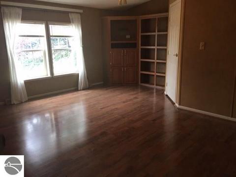 950 E Pickard Rd, Mount Pleasant, MI 48858 photo 11