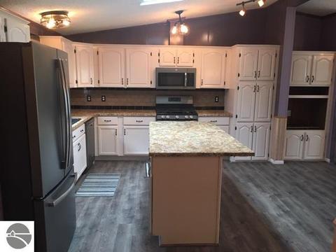 950 E Pickard Rd, Mount Pleasant, MI 48858 photo 7