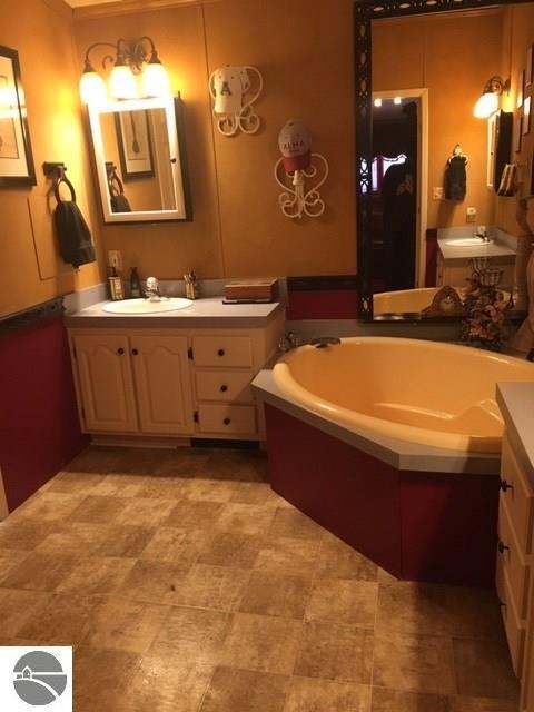 950 E Pickard Rd, Mount Pleasant, MI 48858 photo 13