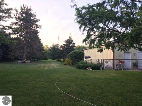 4889 E Valley Rd, Mount Pleasant, MI 48858 photo 27