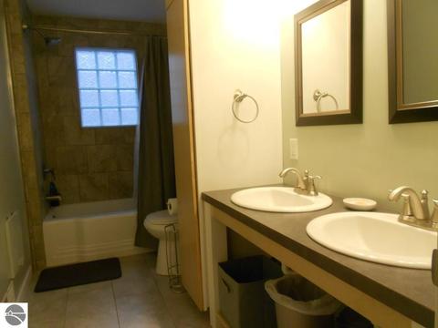 520 Pine Ave, Alma, MI 48801 photo 18