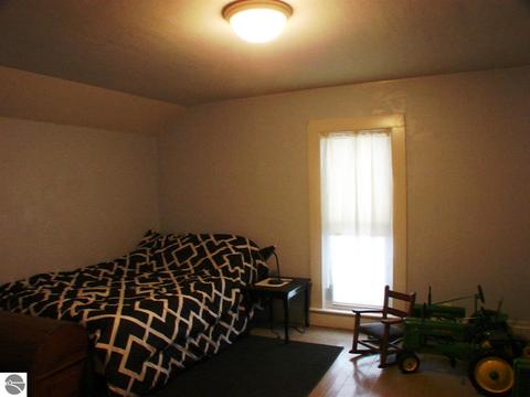 609 E Center St, Ithaca, MI 48847 photo 12