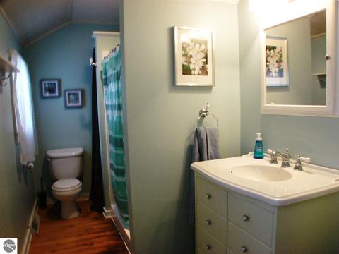 609 E Center St, Ithaca, MI 48847 photo 9