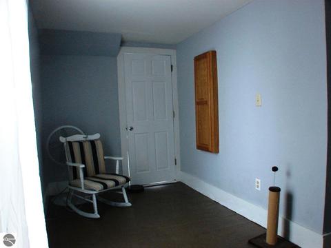 609 E Center St, Ithaca, MI 48847 photo 11