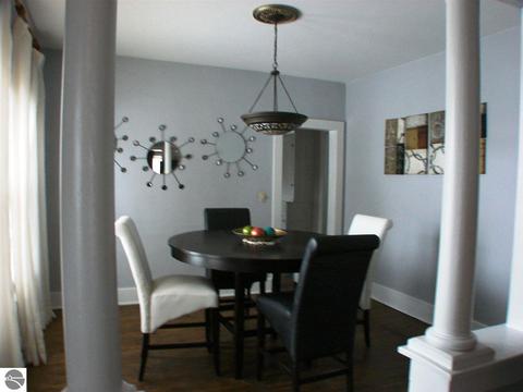 609 E Center St, Ithaca, MI 48847 photo 4