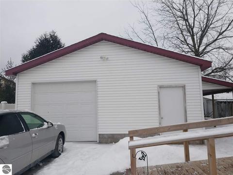 324 S Water St, Au Gres, MI 48703 photo 3