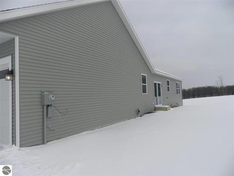 7415 E Meadows Dr, Cedar, MI 49621 photo 30