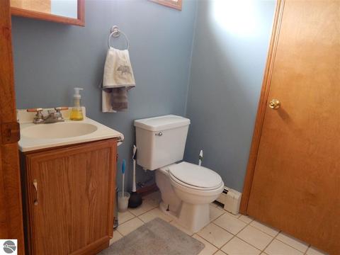 9264 E 18 Rd, Manton, MI 49663 photo 5