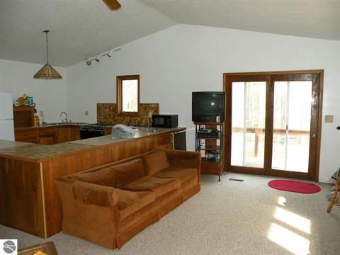 4141 Pineway Dr, Gladwin, MI 48624 photo 8