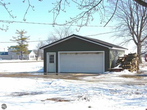 4580 E Fillmore Rd, Ithaca, MI 48847 photo 3