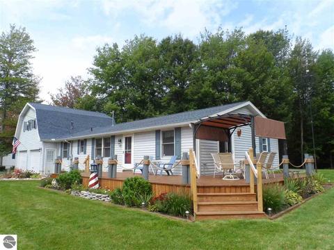 5833 Vera Ln, Au Gres, MI 48703 photo 1