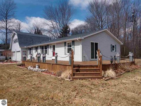 5833 Vera Ln, Au Gres, MI 48703 photo 3