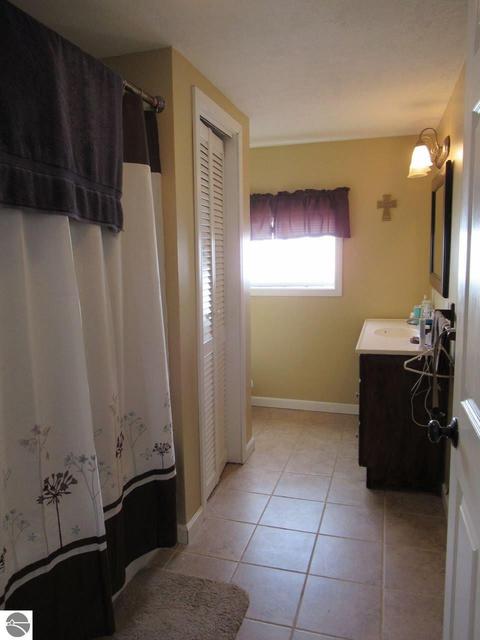 273 Maple, Tustin, MI 49688 photo 23
