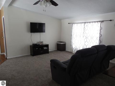 8644 E Baseline Rd, Mount Pleasant, MI 48858 photo 7