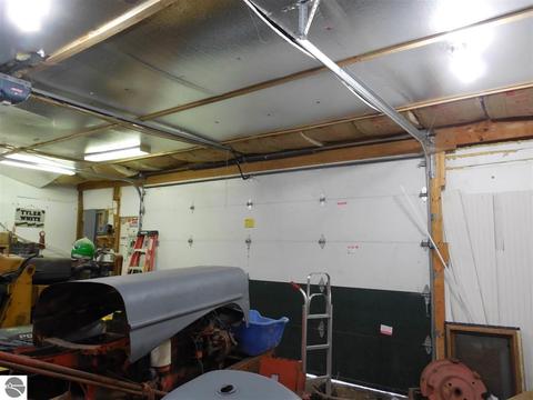 8644 E Baseline Rd, Mount Pleasant, MI 48858 photo 17