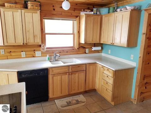 4304 Martin Dr, Frederic, MI 49733 photo 5
