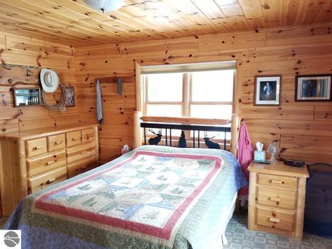 4304 Martin Dr, Frederic, MI 49733 photo 15