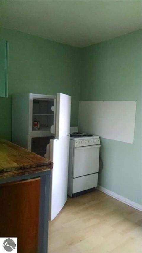 300 E Cedar St, Standish, MI 48658 photo 5