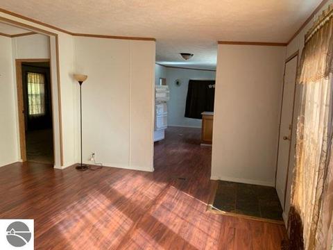 9059 E River Rd, Mount Pleasant, MI 48858 photo 25