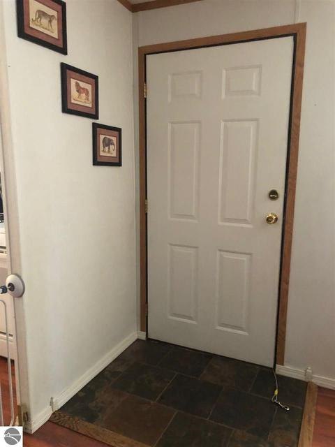 9059 E River Rd, Mount Pleasant, MI 48858 photo 16