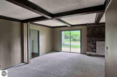 1843 Bendon Rd, Interlochen, MI 49643 photo 3