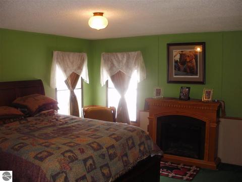 7481 S 25 Rd, Boon, MI 49618 photo 12
