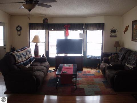 7481 S 25 Rd, Boon, MI 49618 photo 6