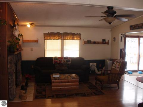 7481 S 25 Rd, Boon, MI 49618 photo 4