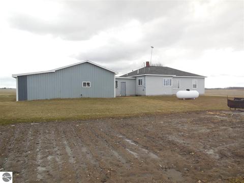 1507 N Mcclelland Rd, Ithaca, MI 48847 photo 38
