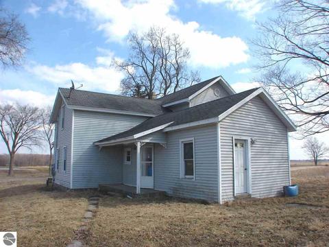 2668 S Begole Rd, Ithaca, MI 48847 photo 12