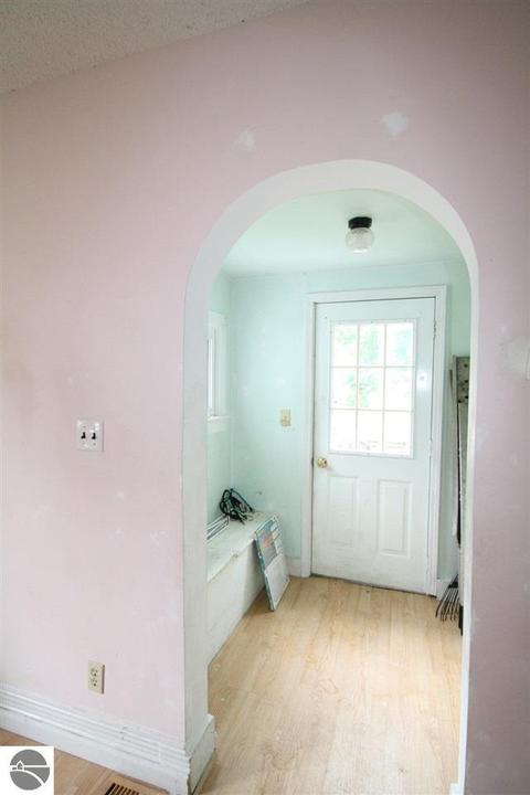 224 S Ithaca St, Ithaca, MI 48847 photo 6