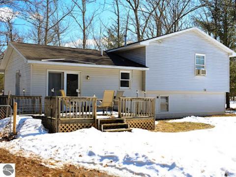 5848 Karlin Rd, Interlochen, MI 49643 photo 4
