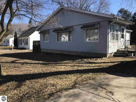 421 Moyer Ave, Alma, MI 48801 photo 1