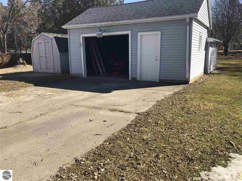 421 Moyer Ave, Alma, MI 48801 photo 18