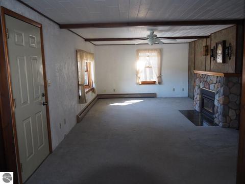 2262 Ely Rd, Honor, MI 49640 photo 8