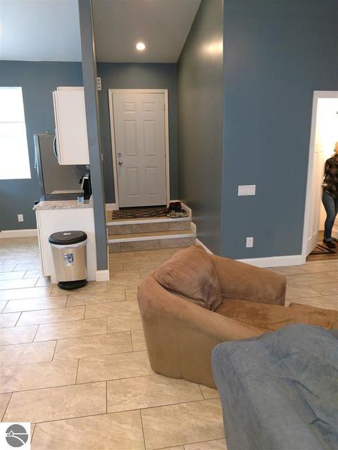 707 Elm St, Grayling, MI 49738 photo 5
