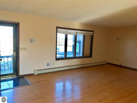 1620 Edmonds, Turner, MI 48765 photo 6