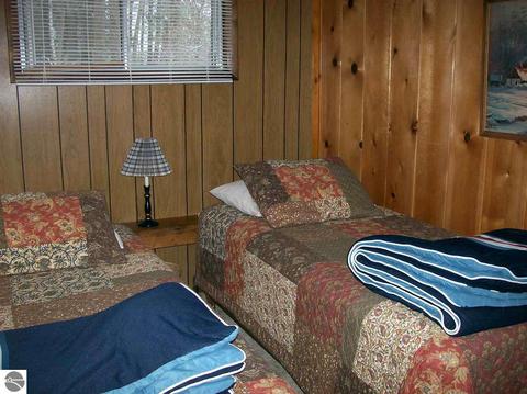 924 Schemp Rd, Lupton, MI 48635 photo 6