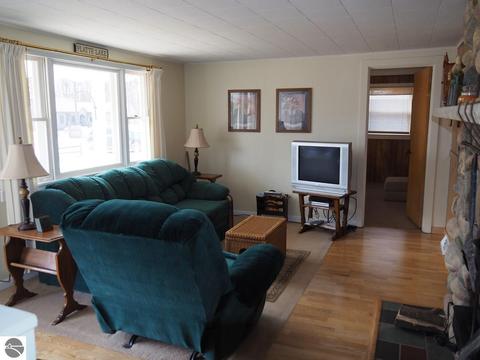 6876 Deadstream Rd, Honor, MI 49640 photo 10