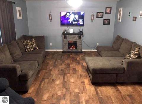 303 S Olson Rd, Sumner, MI 48889 photo 4