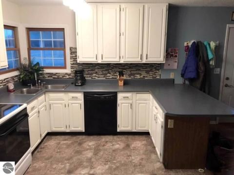 303 S Olson Rd, Sumner, MI 48889 photo 6