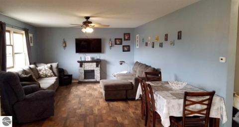 303 S Olson Rd, Sumner, MI 48889 photo 5