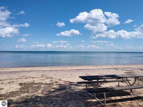 276 N Huron, Au Gres, MI 48703 photo 7