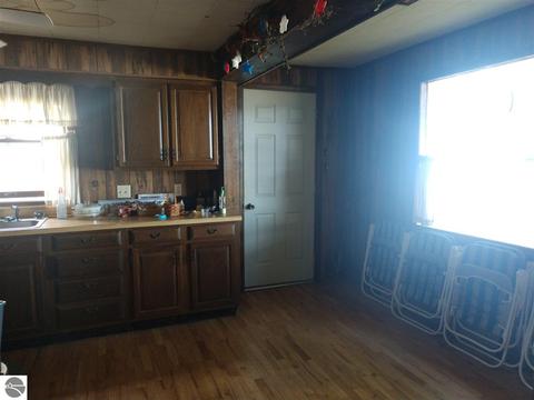 276 N Huron, Au Gres, MI 48703 photo 16