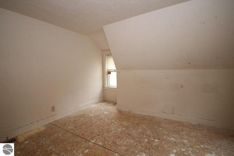 314 E Seventh St, Clare, MI 48617 photo 14