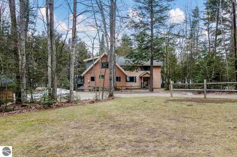 7369 White Pine Dr, Ellsworth, MI 49729 photo 1