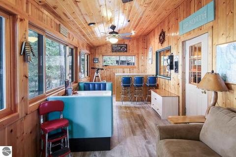 7369 White Pine Dr, Ellsworth, MI 49729 photo 6