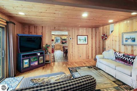 7369 White Pine Dr, Ellsworth, MI 49729 photo 11