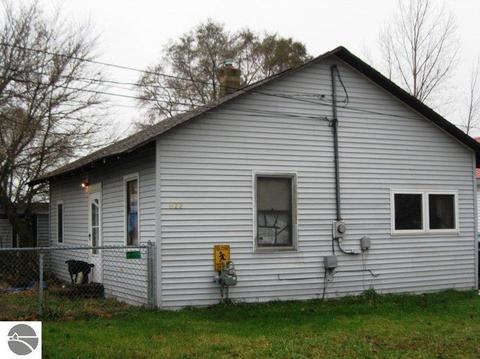 622 Elder Rd, Mancelona, MI 49659 photo 2